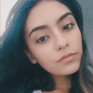 Meet your Posher, Pau